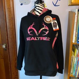 Realtree black and pink camouflage hoodie size medium NWT